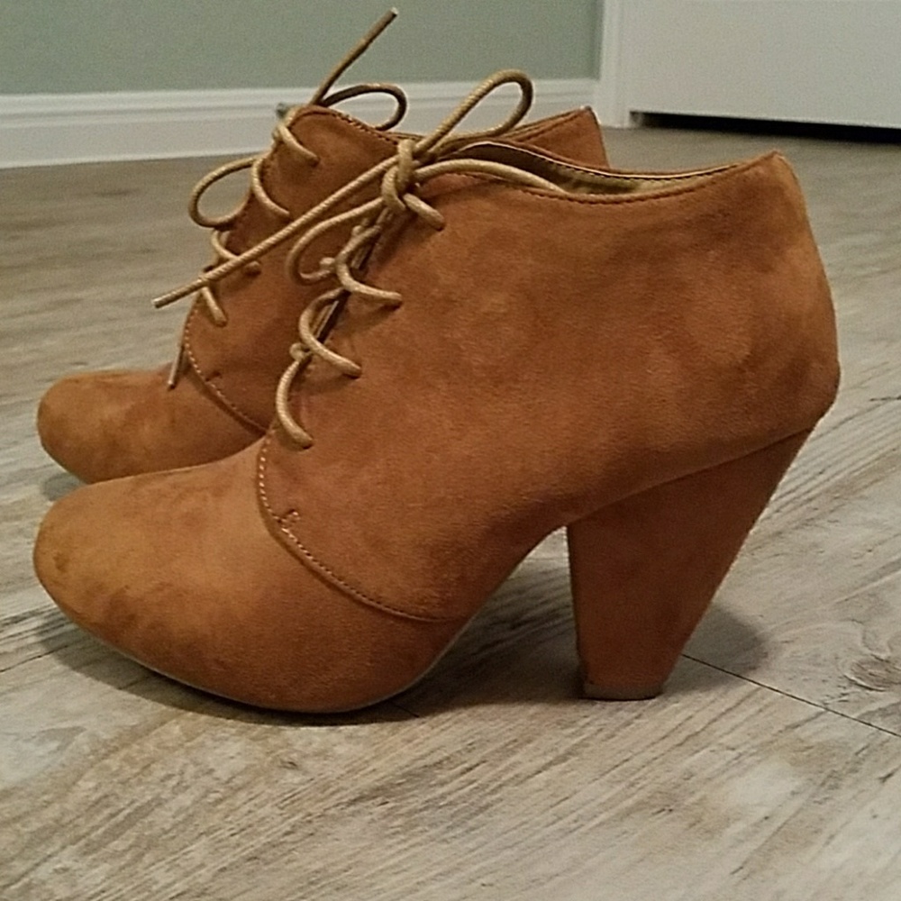 Top Moda ankle Booties - Picture 3 of 3